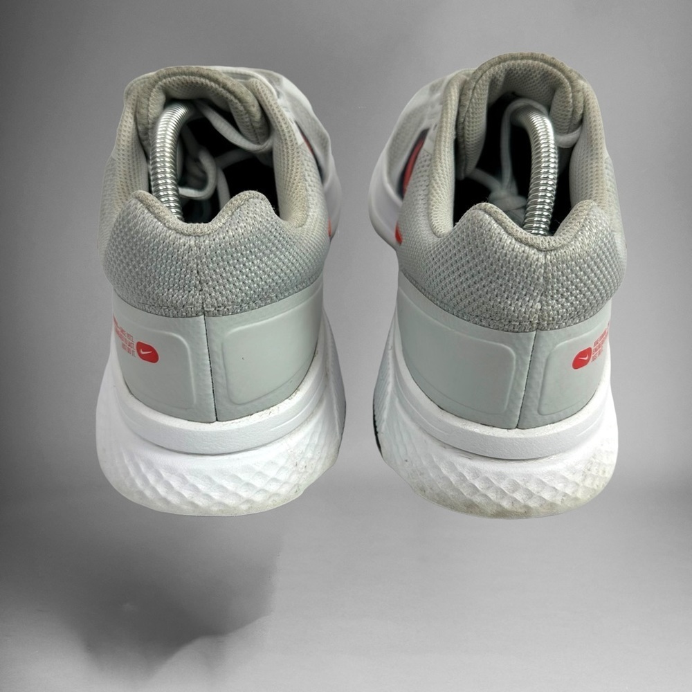 Nike Men’s Sneakers. - Picture 6 of 10